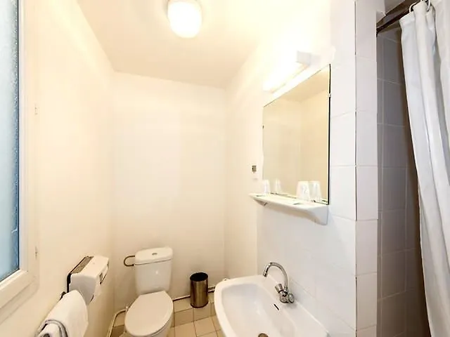 Отель Amiot Париж