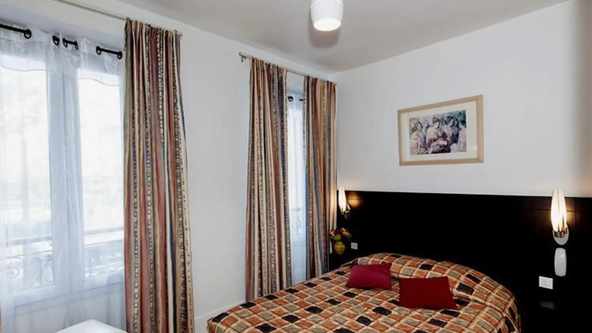 Hotel Amiot 2*