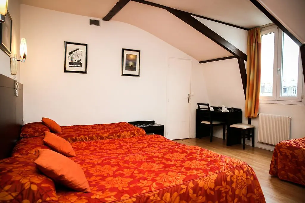 Amiot Hotel 2*